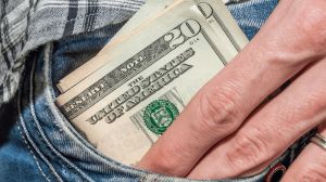 25 Examples of Embezzlement and Workplace Theft